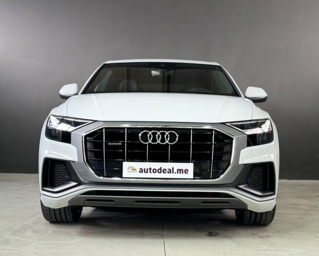Audi Q8 55 TFSI S LINE